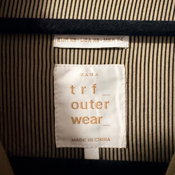 Zara TRF Outerwear Khaki Green Military Shacket Shirt Jacket with patches. XS - Picture 11 of 13